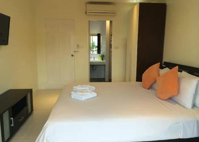 Glitter House Phuket